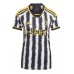 Fotballdrakt Dame Juventus Paul Pogba #10 Hjemmedrakt 2023-24 Kortermet
